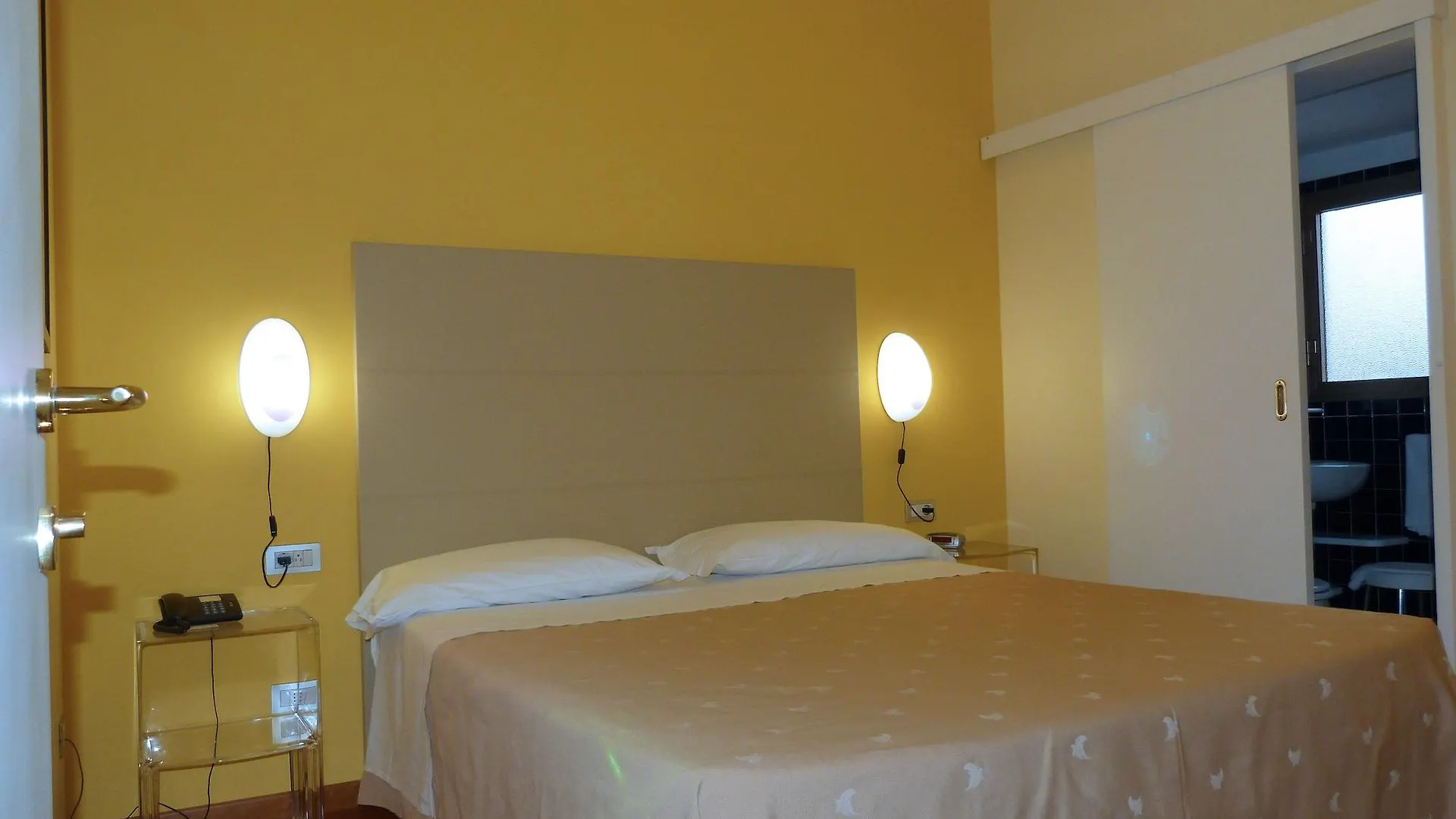 Hotel Centrale Byron Ravenna 3*,  Italy